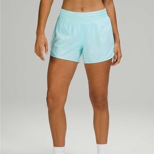 Lululemon Hotty Hot High Rise Lined Short 4”